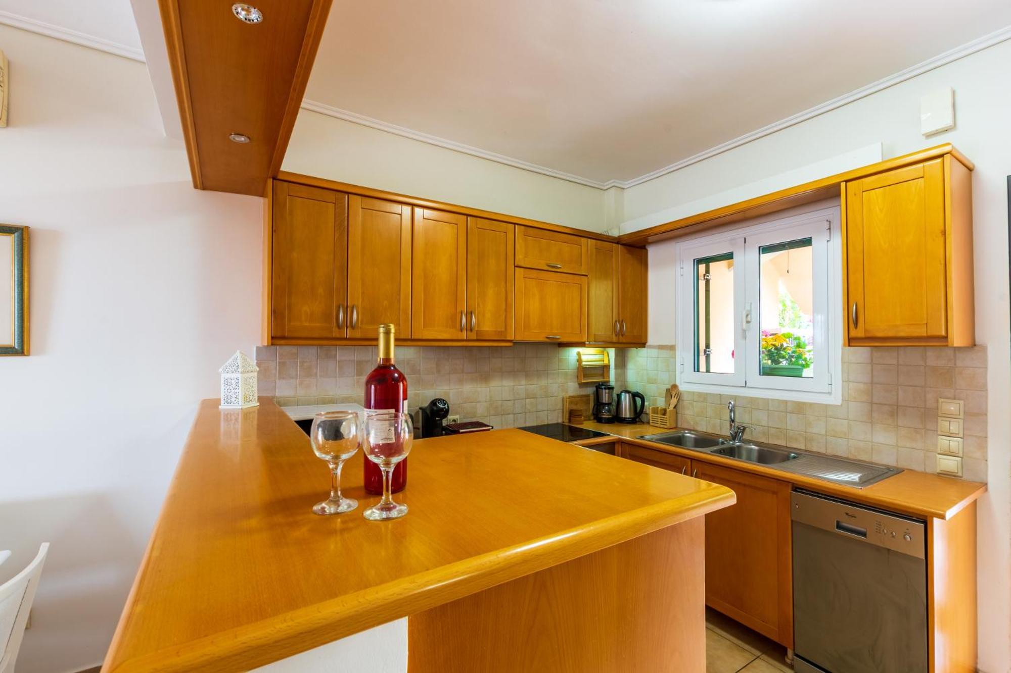 Barbati Seafront Luxury Suites المظهر الخارجي الصورة
