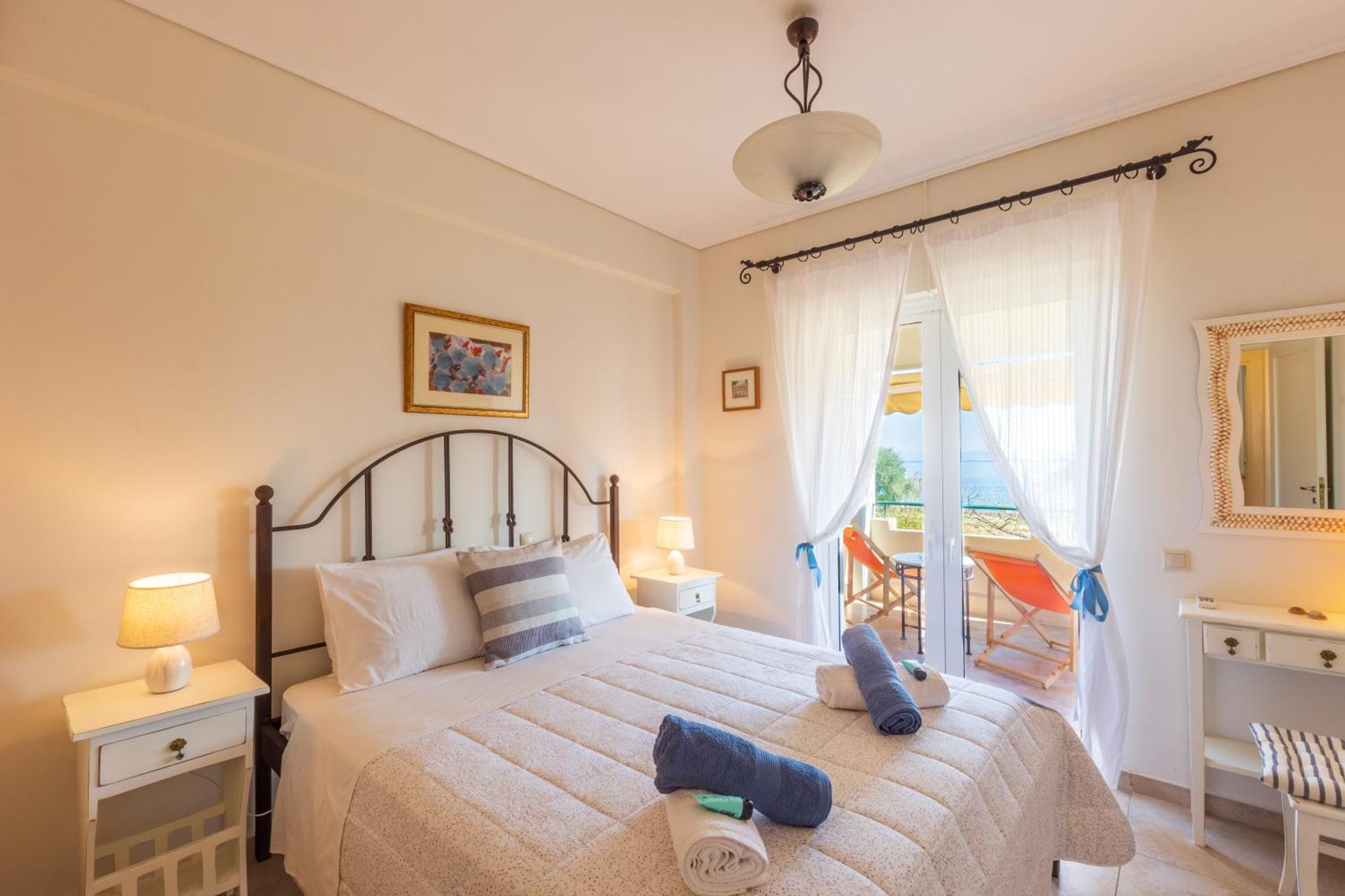 Barbati Seafront Luxury Suites المظهر الخارجي الصورة