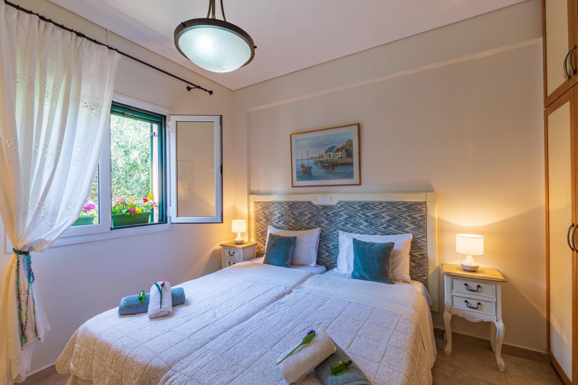Barbati Seafront Luxury Suites المظهر الخارجي الصورة